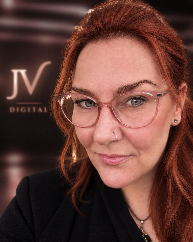 Anika von JV Digital